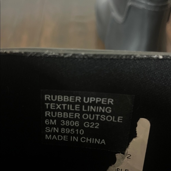 NWT Tory Burch Ankle Lug Chelsea Rain Boots - Picture 8 of 8